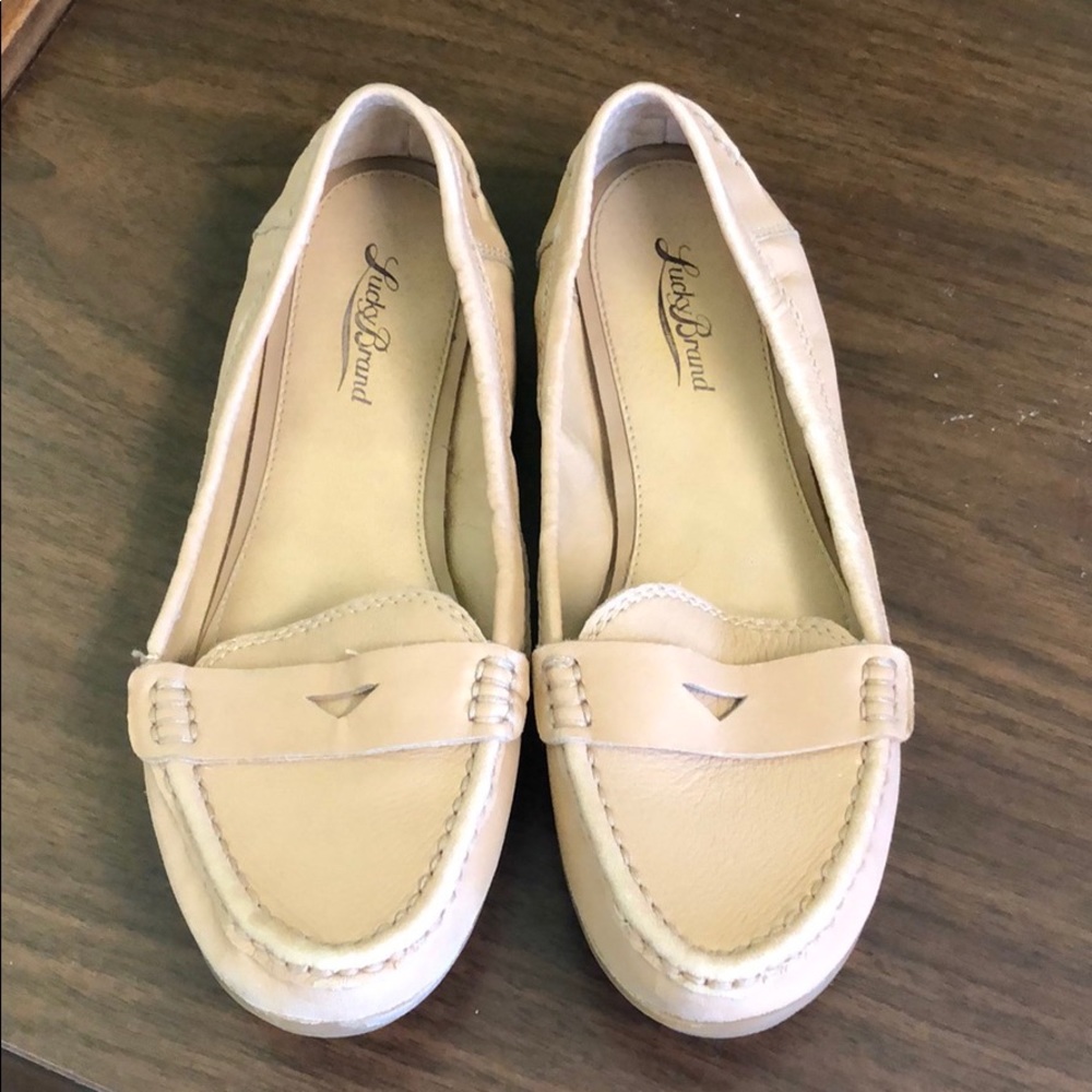 Lucky Brand Nude Flats